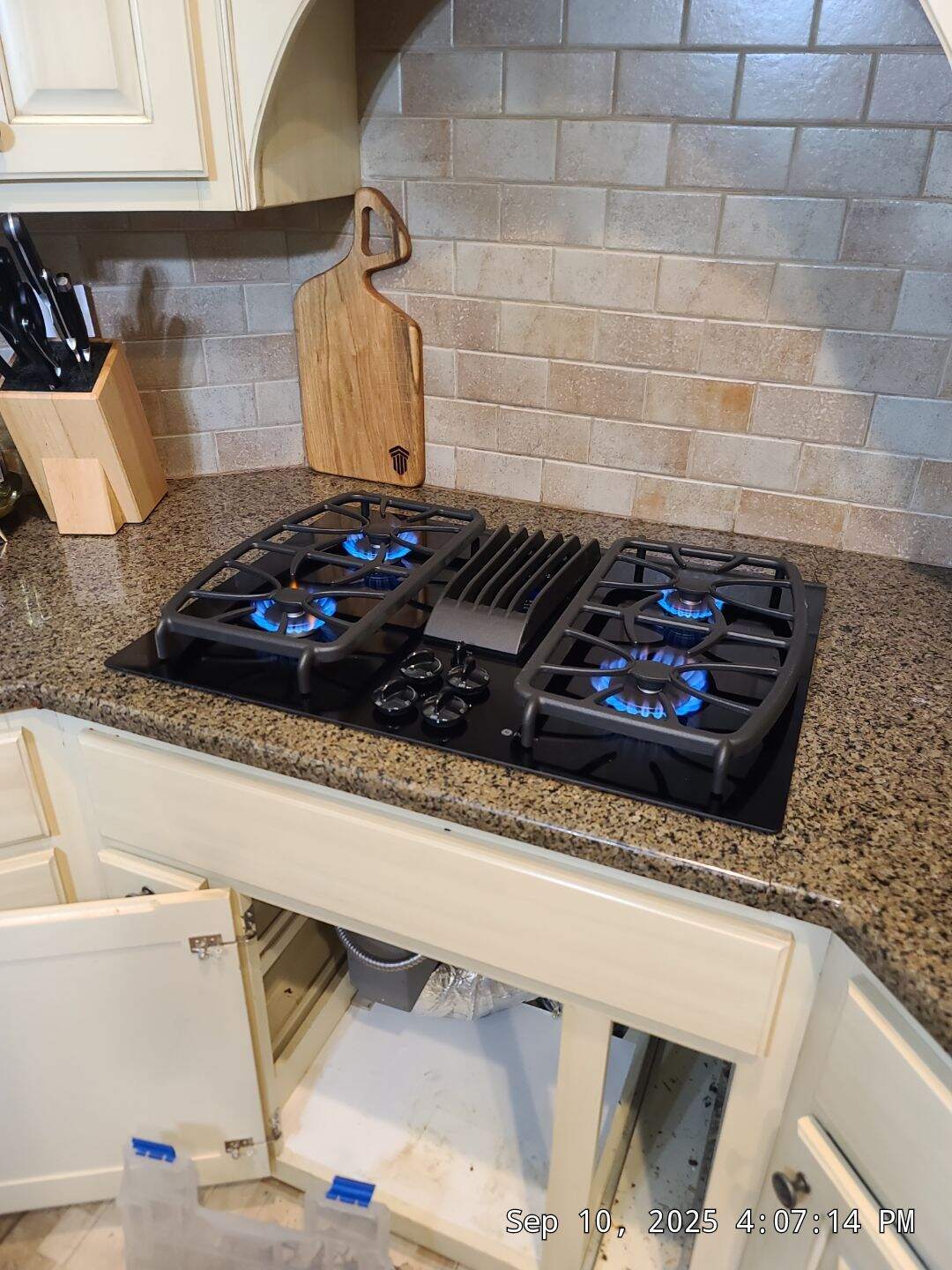 Professional range hood and ventilation installation in Athens AL home